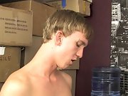 Young twinks anal sex and i like to suck...