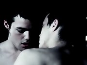 Power bottom twink aaron and big twink dick in hot hole of young - Gay Twinks Vampires Saga!
